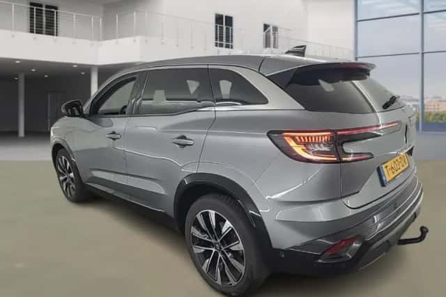 Renault Austral (2023) thumbnail 3