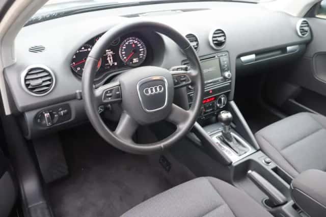 Audi A3 (2013) thumbnail 6