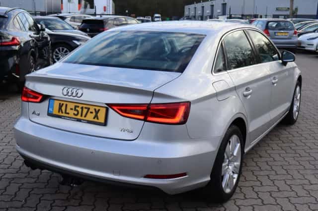 Audi A3 (2014) thumbnail 5