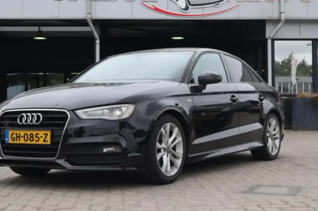 Audi A3 (2015) thumbnail 1