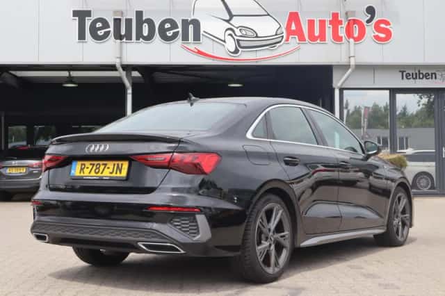 Audi A3 (2022) thumbnail 3