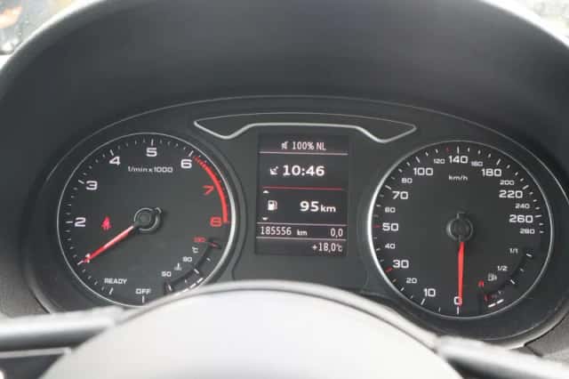 Audi A3 (2016) thumbnail 6