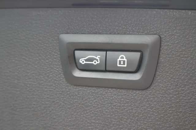 BMW 3-Serie (2014) thumbnail 6