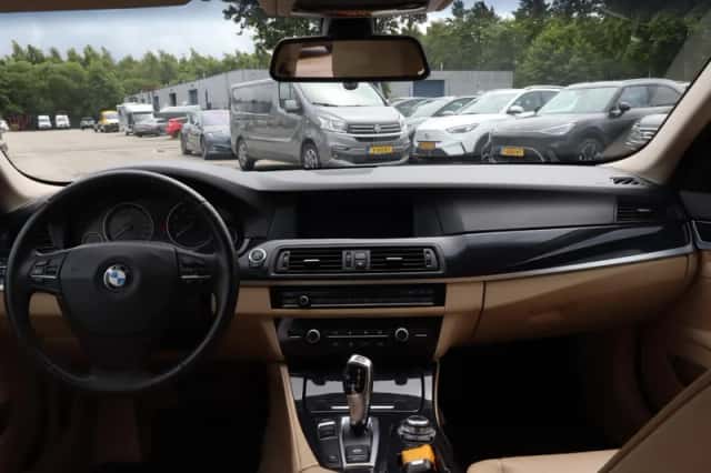 BMW 5-Serie (2012) thumbnail 4