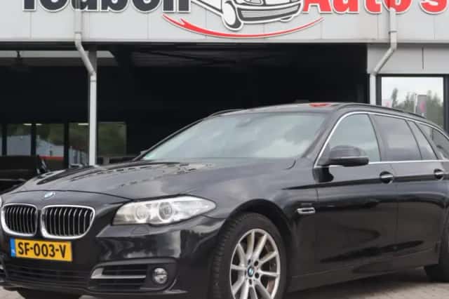 BMW 5-Serie (2014) thumbnail 1