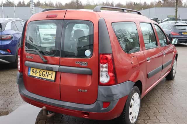 Dacia Logan (2008) thumbnail 6