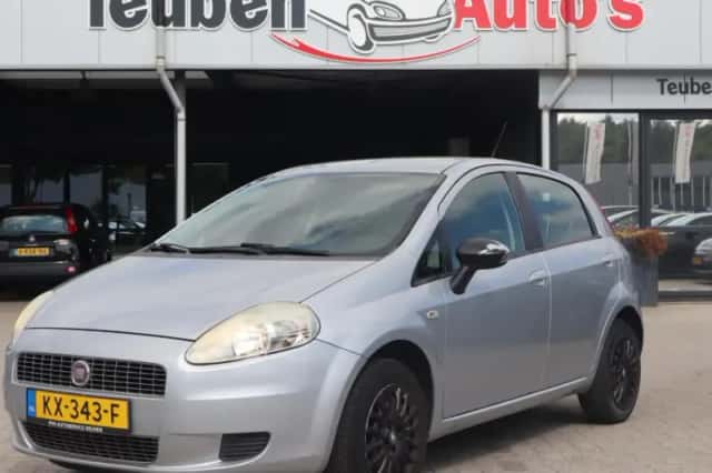 Fiat Grande Punto (2009) thumbnail 1