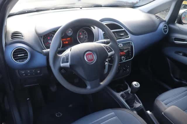 Fiat Punto (2011) thumbnail 6