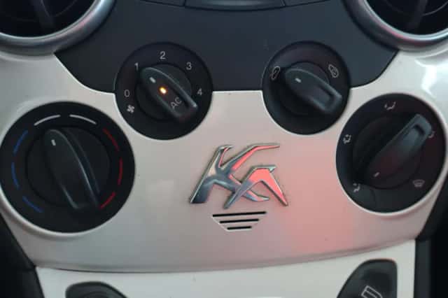 Ford Ka (2009) thumbnail 5