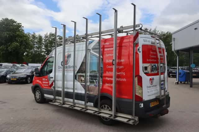 Ford Transit (2019) thumbnail 4