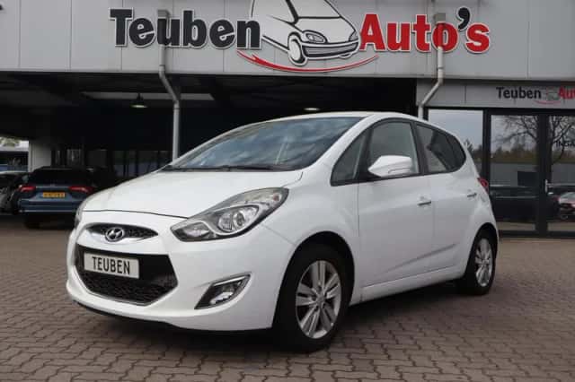 Hyundai ix20 (2011) thumbnail 2