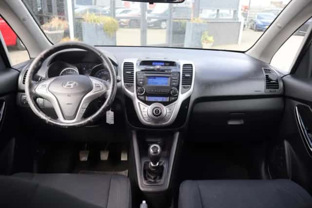 Hyundai ix20 (2011) thumbnail 4