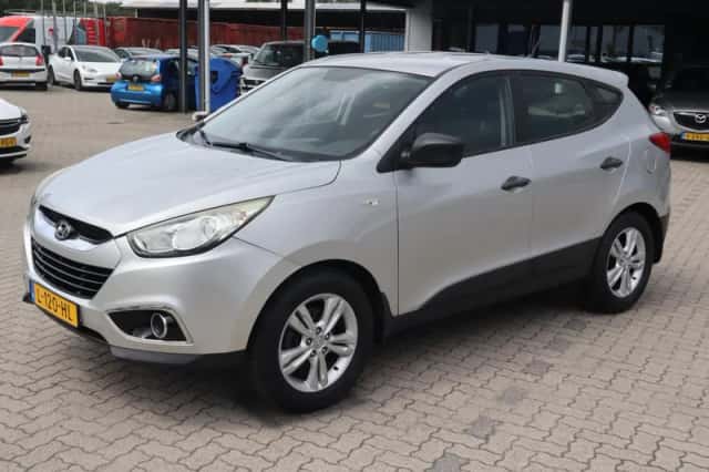 Hyundai ix35 (2010) thumbnail 4