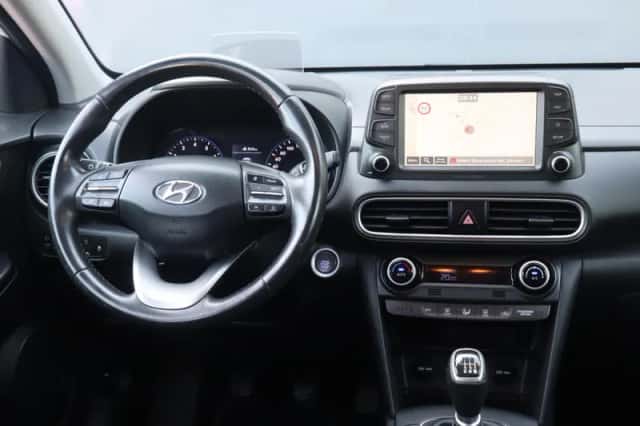 Hyundai Kona (2018) thumbnail 5
