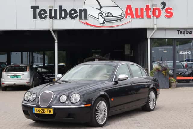 Jaguar S-Type (2008) thumbnail 2