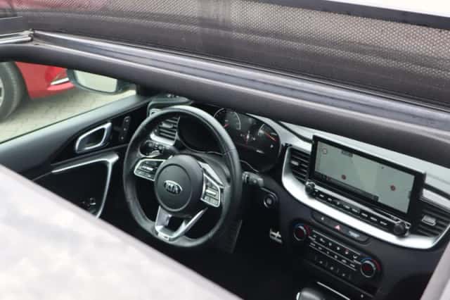 Kia Proceed (2021) thumbnail 4