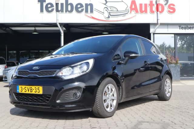 Kia Rio (2014) thumbnail 1