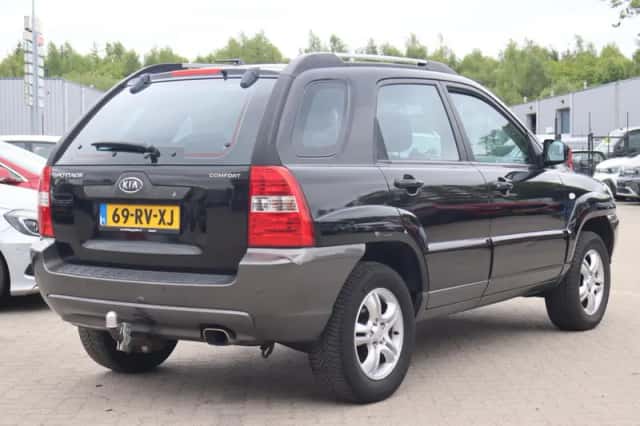 Kia Sportage (2005) thumbnail 3