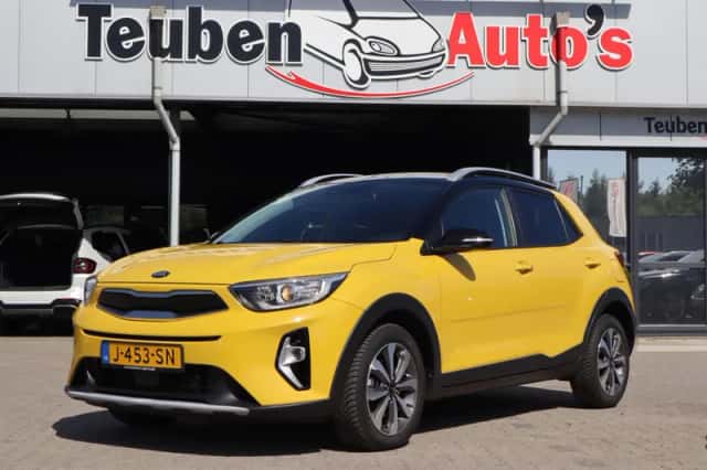 Kia Stonic (2020) thumbnail 2
