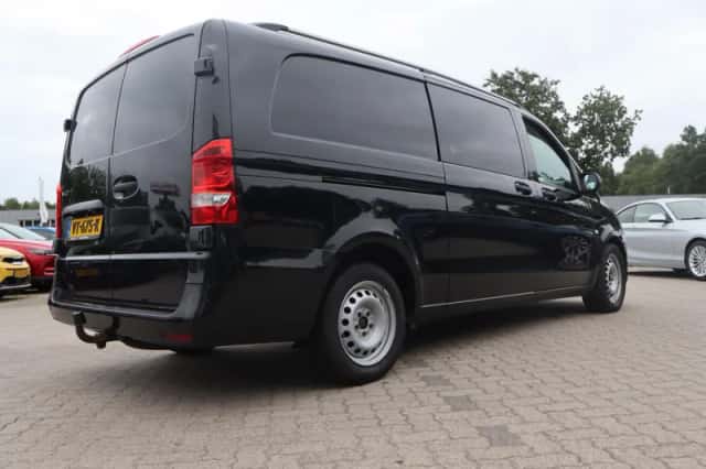 Mercedes-Benz Vito (2016) thumbnail 3