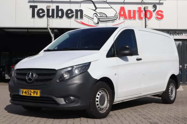 Mercedes-Benz Vito (2018) thumbnail 1