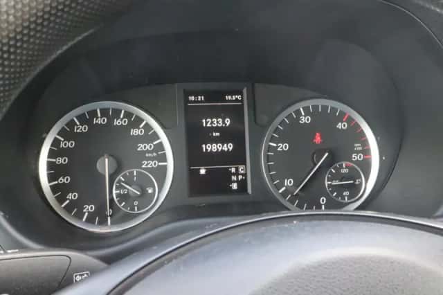 Mercedes-Benz Vito (2018) thumbnail 4
