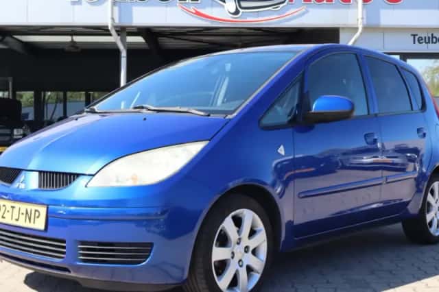 Mitsubishi Colt (2006) thumbnail 1