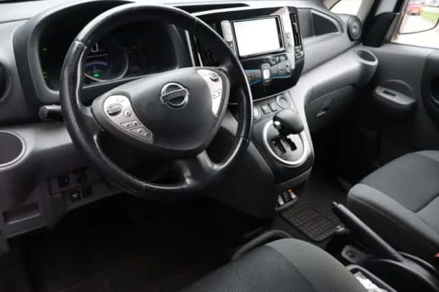 Nissan E-NV200 (2014) thumbnail 5