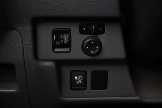 Nissan E-NV200 (2014) thumbnail 6