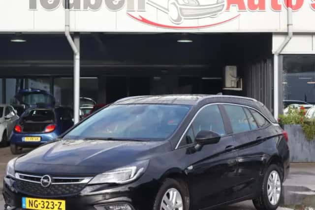 Opel Astra (2017) thumbnail 1