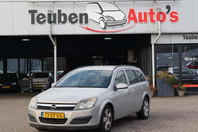 Opel Astra (2006) thumbnail 1
