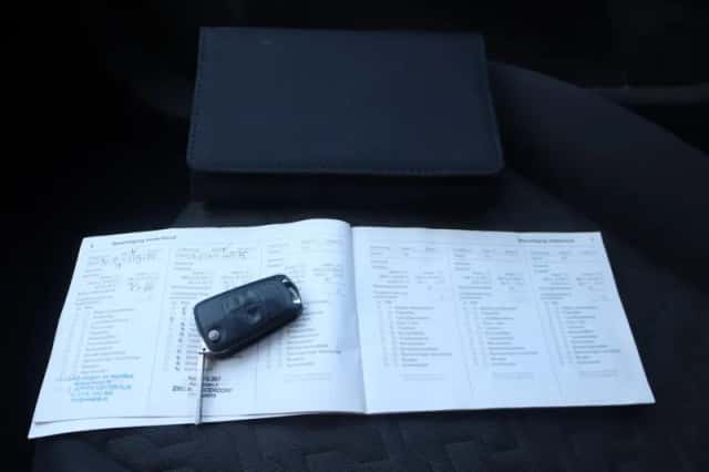Opel Corsa (2013) thumbnail 4