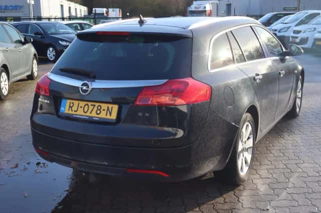 Opel Insignia (2012) thumbnail 6