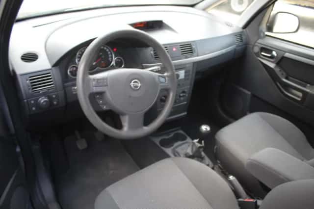 Opel Meriva (2009) thumbnail 5