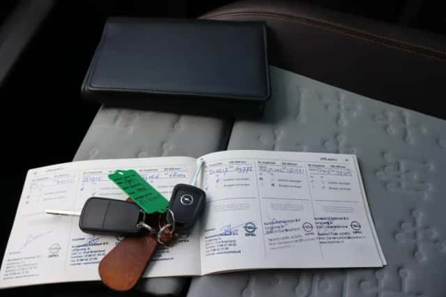 Opel Meriva (2012) thumbnail 4