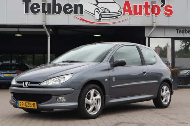 Peugeot 206 (2008) thumbnail 2