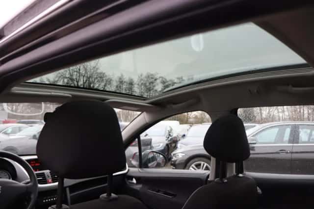 Peugeot 207 (2009) thumbnail 5