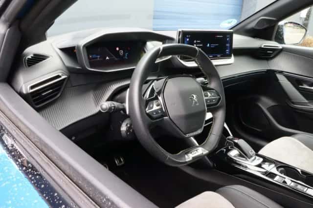 Peugeot 208 (2021) thumbnail 6