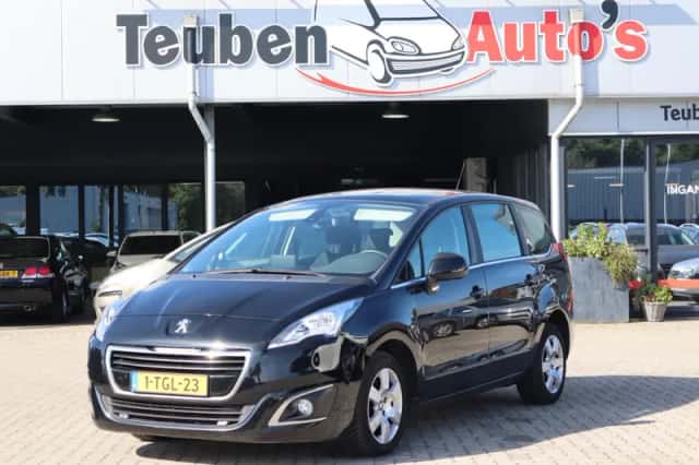 Peugeot 5008 (2014) thumbnail 2