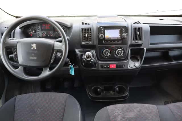 Peugeot Boxer (2019) thumbnail 3