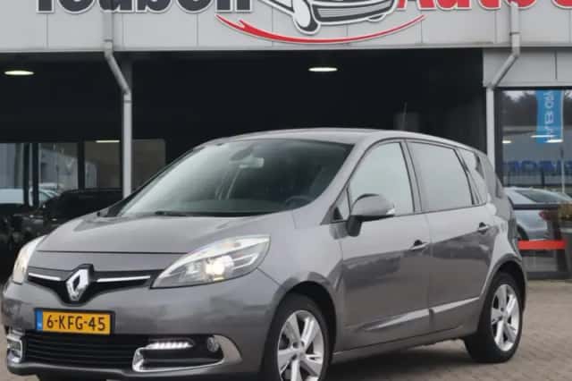 Renault Scénic (2012) thumbnail 1