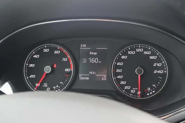 SEAT Ibiza (2018) thumbnail 5
