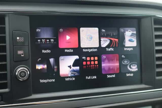 SEAT Leon (2017) thumbnail 6