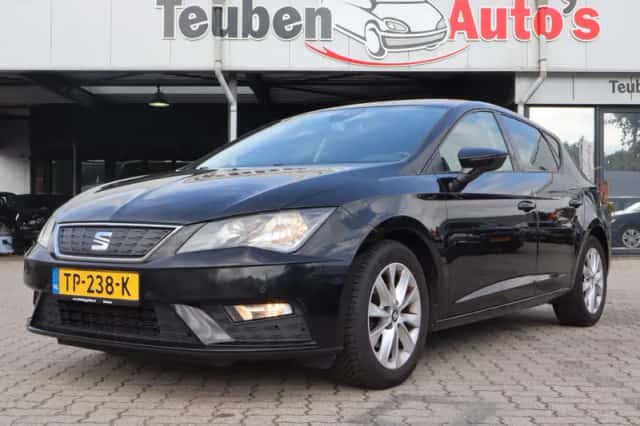 SEAT Leon (2018) thumbnail 1