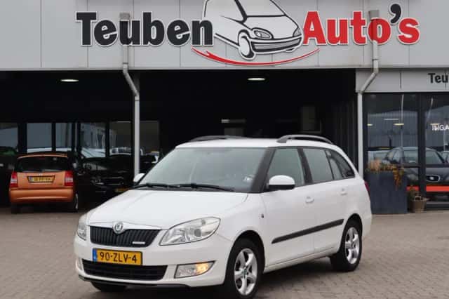 Škoda Fabia (2012) thumbnail 2