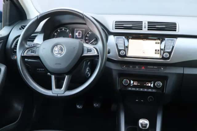 Škoda Fabia (2017) thumbnail 5