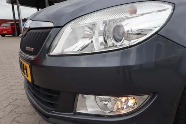 Škoda Fabia (2011) thumbnail 4