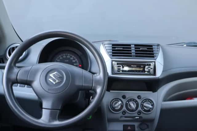 Suzuki Alto (2009) thumbnail 4