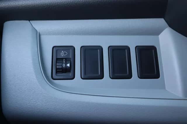 Suzuki Alto (2009) thumbnail 6