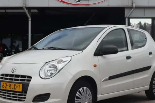 Suzuki Alto (2011) thumbnail 1